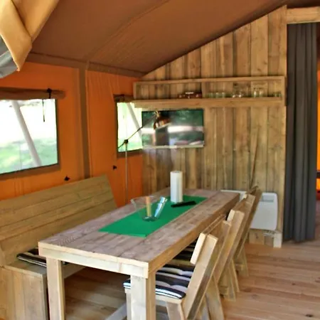 Κάμπινγκ Safarizelte Lychen