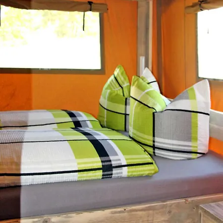 Safarizelte * Lychen