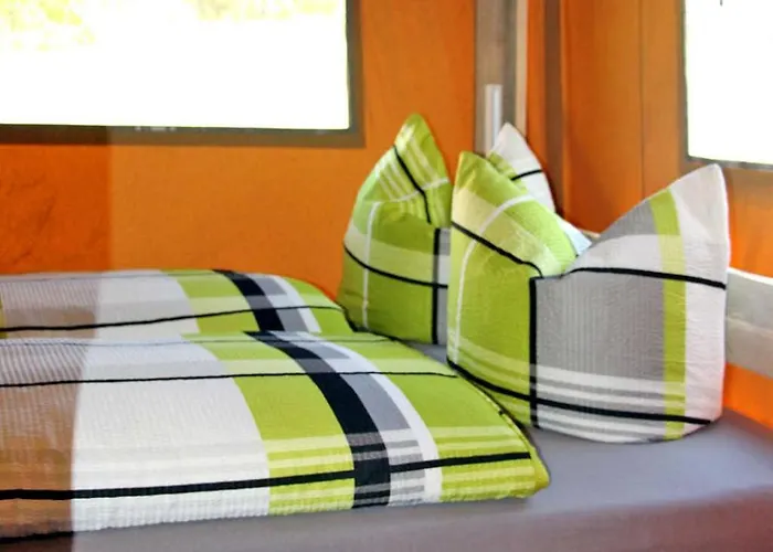 Safarizelte * Lychen